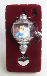 Things Remembered 2014 Silber 3D gravierbar Erinnerungen Foto Ball Halter Ornament - Bild 1 von 9