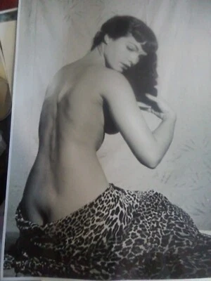 A WALL POSTER OF BETTY PAGE - Image 1 of 2