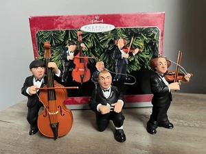 HALLMARK KEEPSAKE ORNAMENTS SET THREE STOOGES LARRY, MOE, AND CURLY INSTRUMENTS - Picture 1 of 2