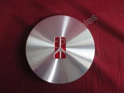 NOS Center Cap Oldsmobile Eight Eight '88' 1992 7 1/4"  - Image 1 of 4