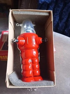 Robot Space Trooper Fiction vintage wind up toy 17 x 9.5cm - MORE IMAGES - Picture 1 of 21