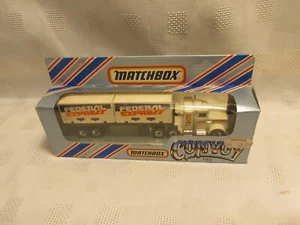 MATCHBOX CONVOY~FEDERAL EXPRESS~RARE~PETERBILT~CONTAINER TRUCK~CY3~M.I.B. - Picture 1 of 6