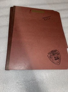 Carpeta Sleepy Hollow Production Usada Sheriff Sleepy Hollow Temporada 3 - Imagen 1 de 3