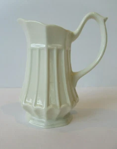 Two’s Company Thatcham Creamware Ivory Porcelain Creamer Embossed New - Picture 1 of 8