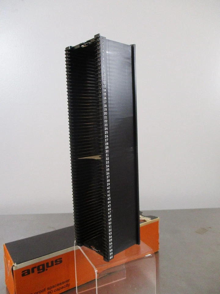 Argus 60 Capacity 35mm Photography Photo Slide Magazine/Holder - Image 1 of 4