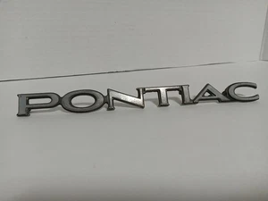 1970s - 1980s PONTIAC EMBLEM BADGE FLAG NAME PLATE FACTORY ORIGINAL GENUINE OEM - Bild 1 von 14