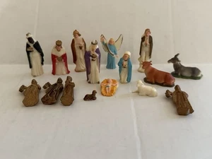 Vintage 16 Stück Miniatur Kunststoff Weihnachten Krippe Set Teil Set 2" - Bild 1 von 10