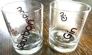 Vintage Gin & Bourbon Rocks/altmodische Gläser - 2er Set - 4 1/8" hoch - Bild 1 von 3