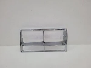 Headlight Door RH/Pass Fits Chevrolet Celebrity - Picture 1 of 3