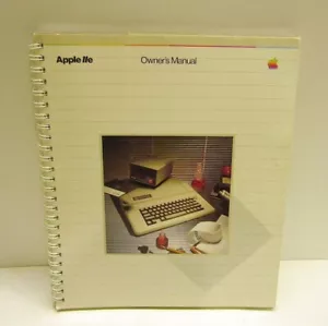 Apple IIe Owner's Manual by Apple Computer - - Picture 1 of 1