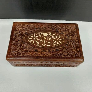 VTG Hand Carved India SHEESHAM WOOD Trinket JEWELRY Hinged BOX Floral Inlay 8x5" - Picture 1 of 13