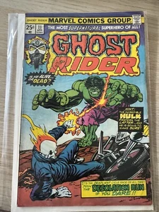 Ghost Rider #11 - vs Hulk - MVS intact - 1973 - FN+ Iconic Battle Cover - Picture 1 of 2