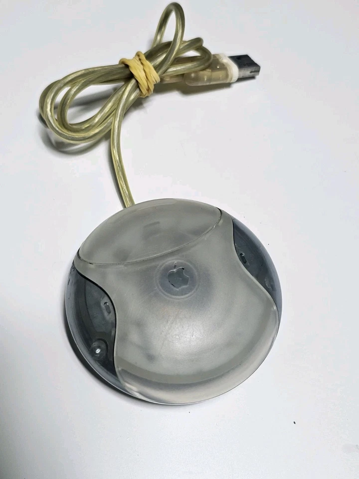 souris filaire USB Apple M4848 - Image 1 of 2