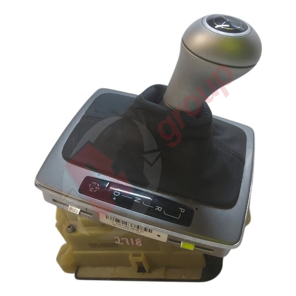 MERCEDES C CLASS W204 (08-14) AUTOMATIC GEAR SHIFTER SELECTOR A2042673888Q1 - Image 1 of 4