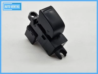 Original Nissan Primera P12 window lifter switch rear right 25411AV600 - Image 1 of 4