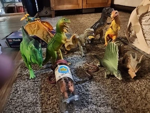 Spielzeug Dinosaurier Set - 8 Zoll groß - Bild 1 von 4