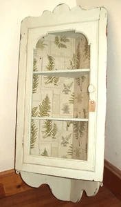VINTAGE SHABBY CHIC CORNER DISPLAY CUPBOARD - Picture 1 of 3
