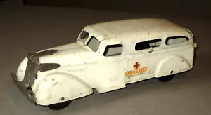 1930'S WYANDOTTE AMBULANCE-11" PRESSED STEEL TOY ALL ORG - NICE- VINTAGE - Picture 1 of 11