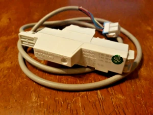 OEM Samsung Washer Door Lock Assembly, Part DC34-00025C, DC34-00025E ITW Ark-Les - Picture 1 of 4