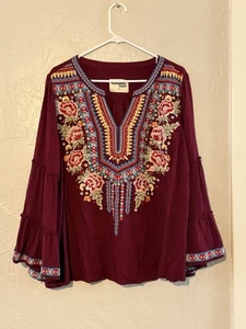 Savannah Jane Top 1X Burgundy Embroidered Split Neck Bell Sleeve Boho Chic - Picture 1 of 4