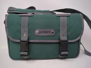 De colección. Auténtico OEM Sony Verde Videocámara Estilo Mensajero Bolsa Estuche de Transporte - Imagen 1 de 8