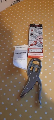 Crackerjack Nut Lobster Crab Cracker Boxed with Leaflet Made in England  - Image 1 of 4