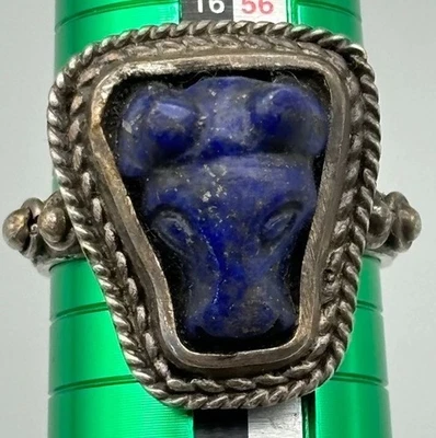 Anello stile romano pietra lapislazzuli testa di rum incastonata su argento... - Immagine 1 di 4