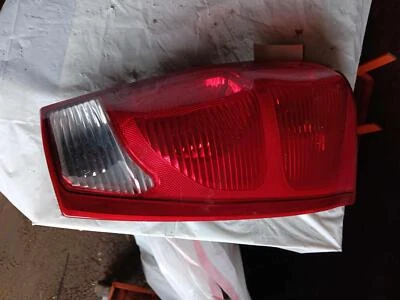 Задний фонарь в сборе CHEVY AVALANCHE 1500 правый 02 03 04 05 06 - Изображение 1 из 4