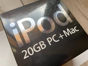 Apple iPod classic color 4th Gen. 20GB - NEW FACTORY SEALED - 2005 - MA079LL/A - Imagen 1 de 16