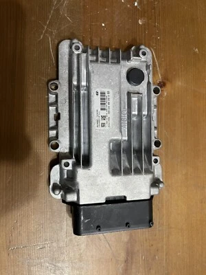 Centralina Cambio Hyundai Tucson 2015-2020 0260004015 - 95441-3BRMO - Immagine 1 di 3