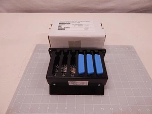ADC 4-26551-1113 C-0103M-900 TERMINAL BLOCK T79846 - Picture 1 of 5