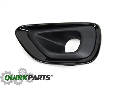 14-15 JEEP GRAND CHEROKEE DRIVERS LEFT SIDE FOG LIGHT LAMP BEZEL OEM NEW MOPAR - Image 1 of 4