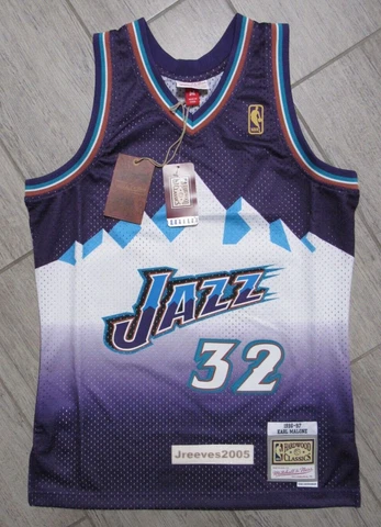 Mitchell & Ness 1996-97 Utah Jazz Karl Malone #32 Swingman Jersey Sz Medium Cover