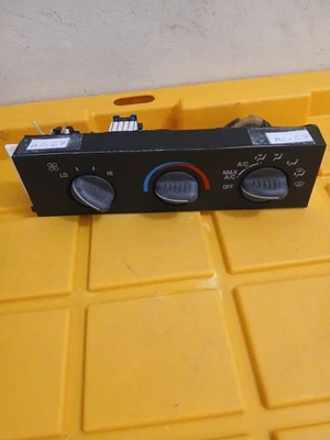 Chevrolet Astro 2002 aire acondicionado control de clima Foto 1 de 3