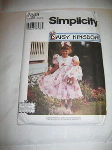 Vintage 1996 UNCUT Simplicity 7009 Daisy Kingdom Apron Sew Pattern sz BB 3,4,5,6 - Picture 1 of 2