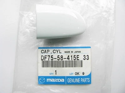 NUEVO GENUINO Tapa de manija de puerta exterior trasera blanca ártica OEM para Mazda 3 2011 Foto 1 de 3