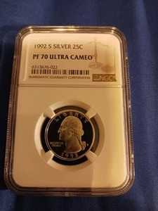 1992 S SILVER PR70 ULTRA CAMEO THIS IS A BEAUTIFUL PERFECT SHINEY QUARTER - Picture 1 of 2