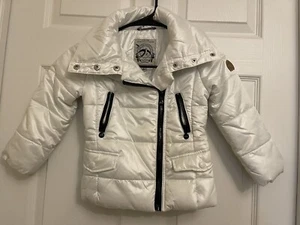 Girl White color winter jacket light down size 4 FOR THE YOUNG DIVAS ELLE MANAI - Picture 1 of 3