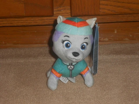 NEW, Paw Patrol Everest 5” Mini Plush Cover