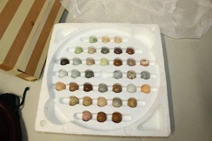 Vintage Jeu De Solitaire Board 1994 Wood Board Game & Genuine Marble Playing PCS - Picture 1 of 8