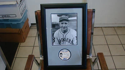 Casey Stengel Autograph Coaster Framed New York Mets PSA/DNA !! - Image 1 of 4