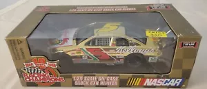 1999 1:24 Racing Champions Gold #5 Terry Labonte Kellogg's Chevy 1 of 4,999 - Picture 1 of 6