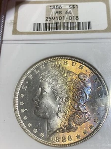 1886 Morgan Silber Dollar schöne Regenbogentönung NGC MS64 - Bild 1 von 4