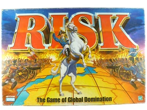 RISK 1998 The Board Game Of Global Domination Complete - Picture 1 of 2