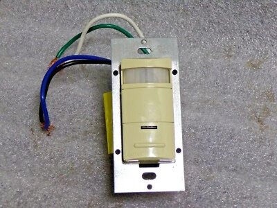 LEVITON OSS10-INI Roll over para zoom infravermelho passivo, sensor de vaga (JT) - Imagem 1 de 4
