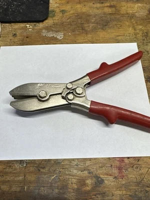 Malco C5 5 Blade Pipe Crimper Great Shape Red soft handle - Image 1 of 4