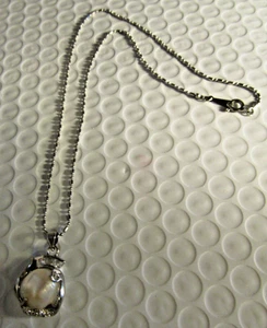 Pretty Large Baroque Pearl 16" NECKLACE Signed 18K GP (Gold Plated) 3 Rhinestone - Picture 1 of 5