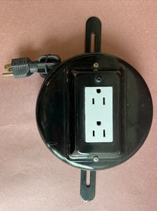 LUXOR RE20 20’ Retractable Power Cord Two Outlet WORKING CONDITION - Picture 1 of 3