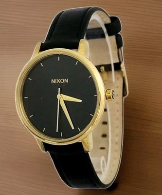 Nixon Ladies Watch 15G "The Kensington" Movin' Out 37mm Overall 9.15" Working - Image 1 of 4