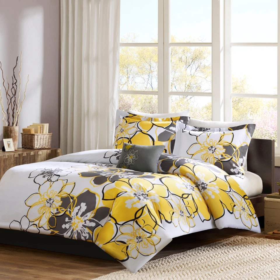 Mi Zone Allison Floral Duvet Cover Set - Image 1 of 4